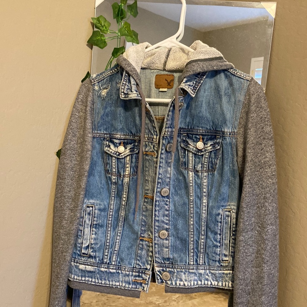 Jean jacket w/ hood